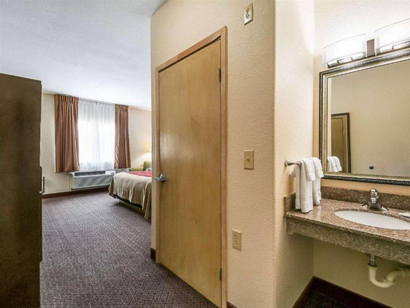 Quality Inn Kingsville Hwy 77 Εξωτερικό φωτογραφία